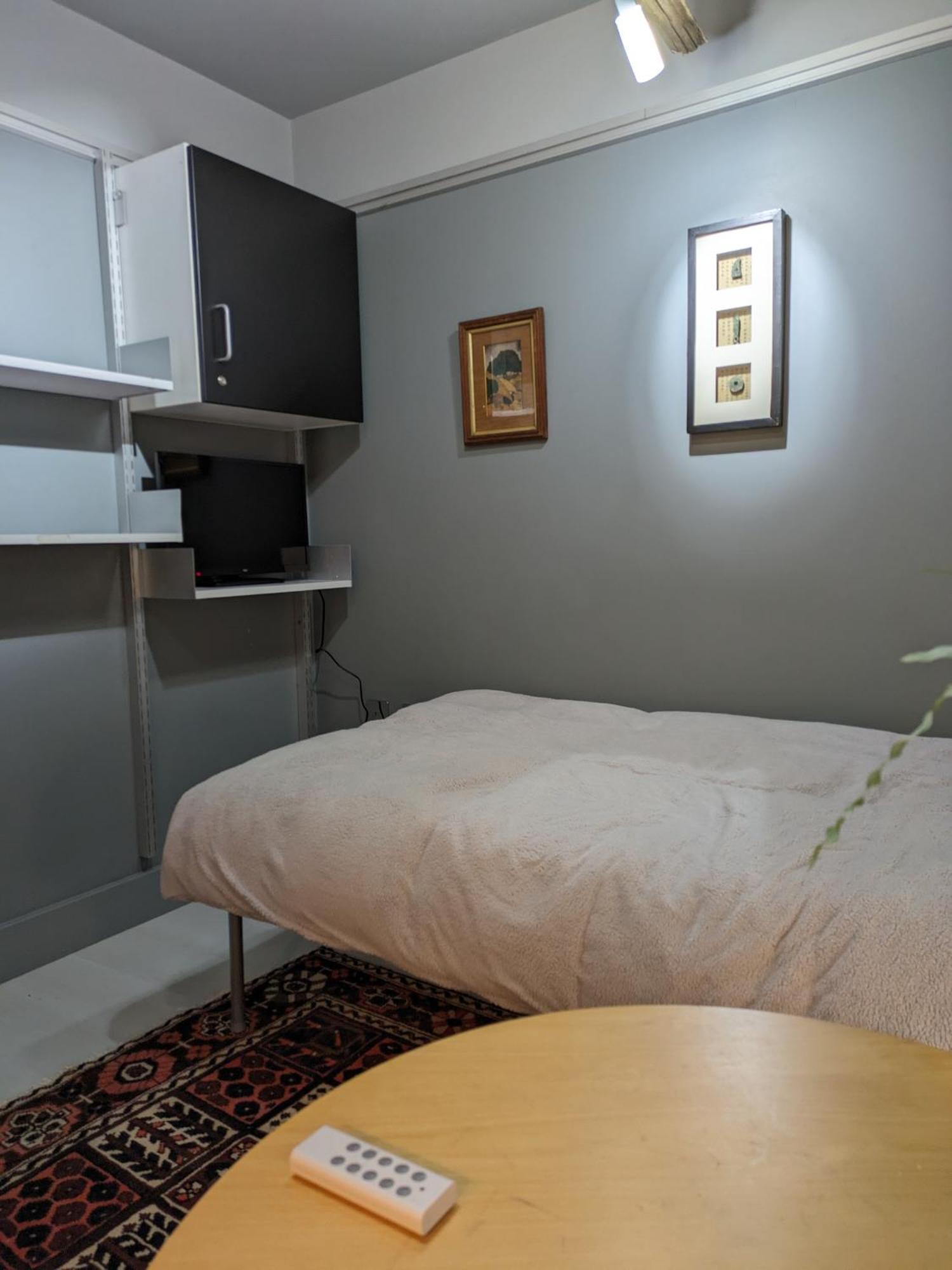 Private Single Room + Private Ensuite 헌팅던 외부 사진